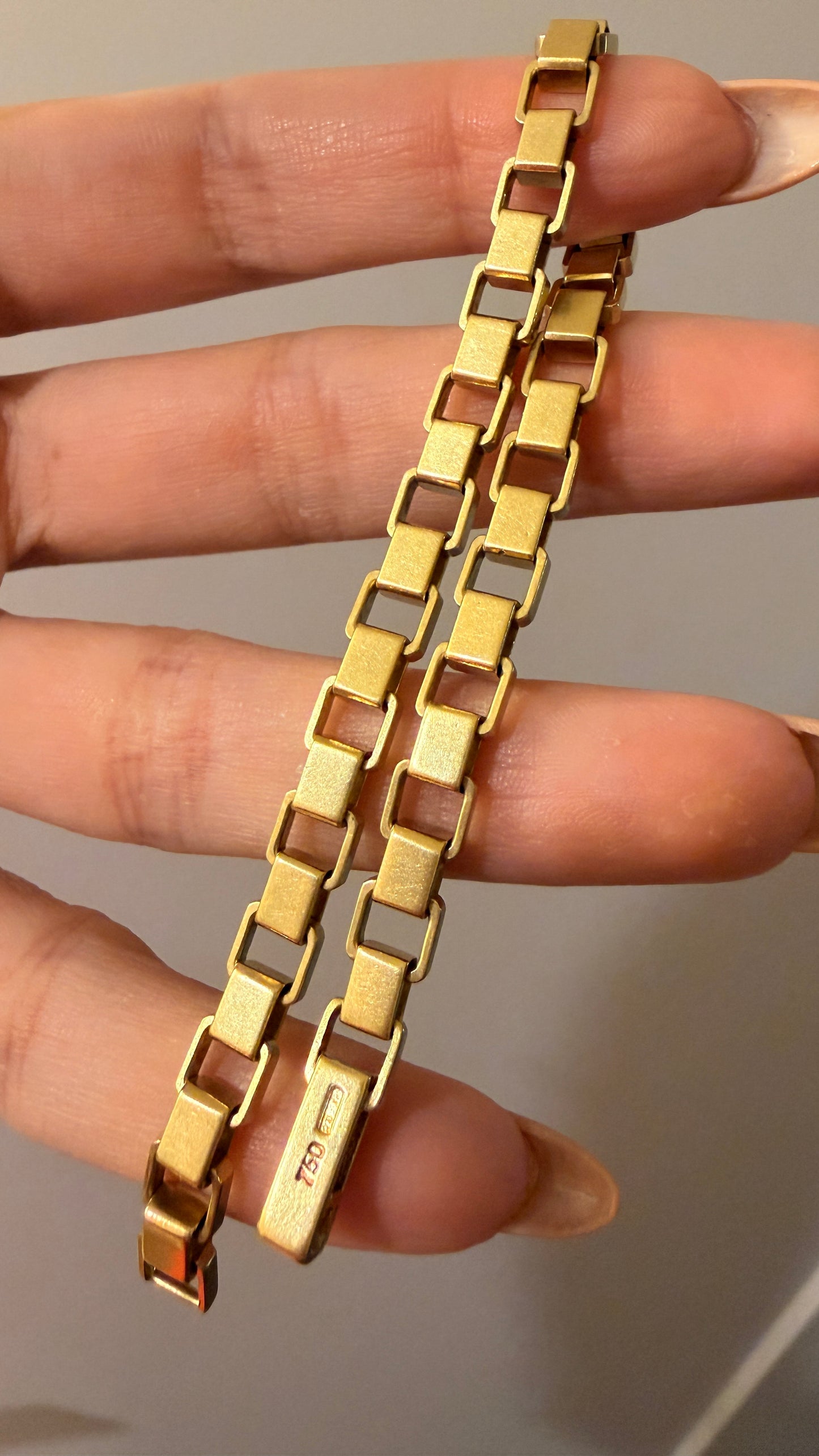 Vintage yellow 18K box link bracelet, 7.25 inch