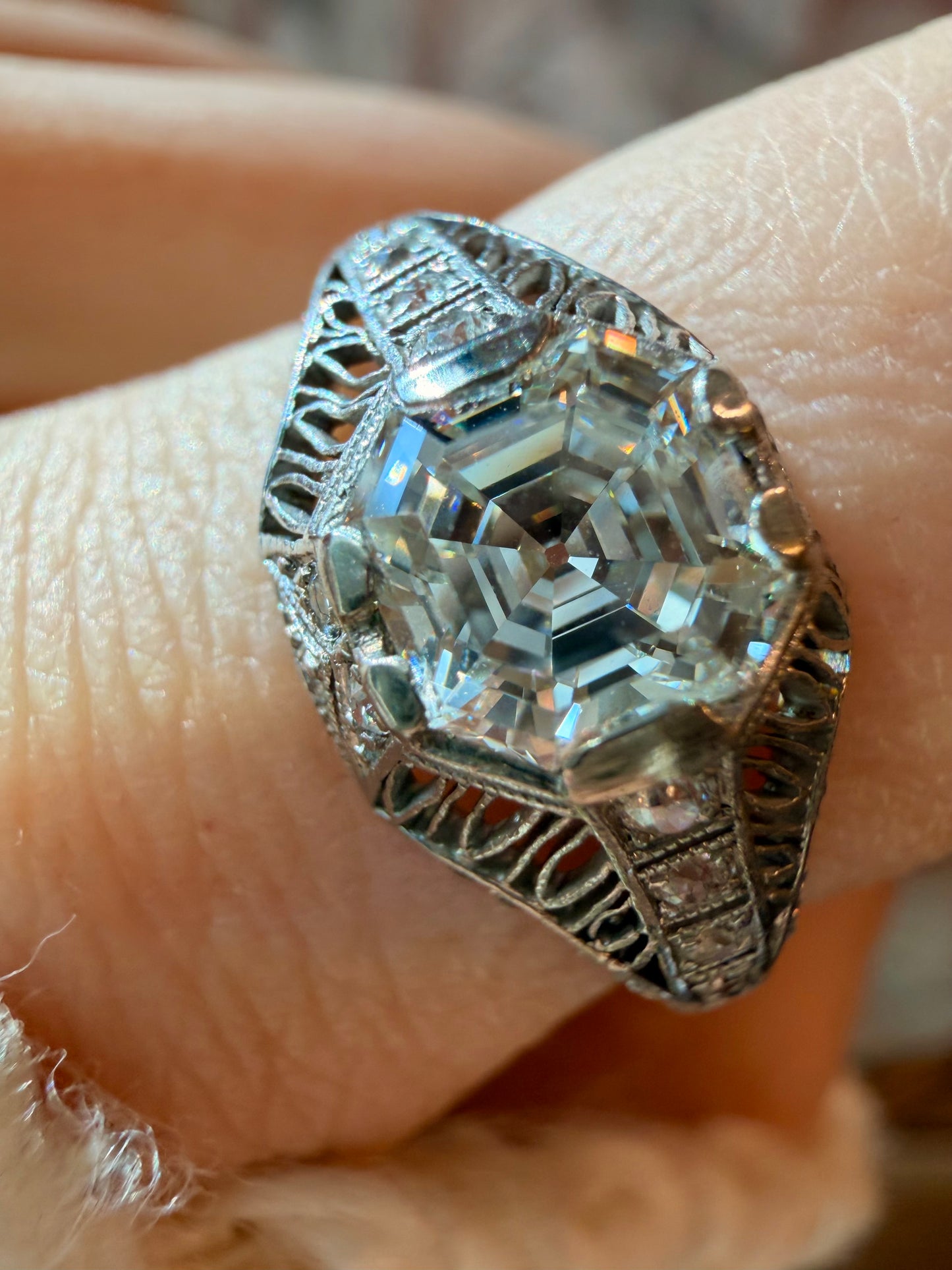 Antique platinum approx 1.5ctw octagonal diamond ring, size 8-8.25