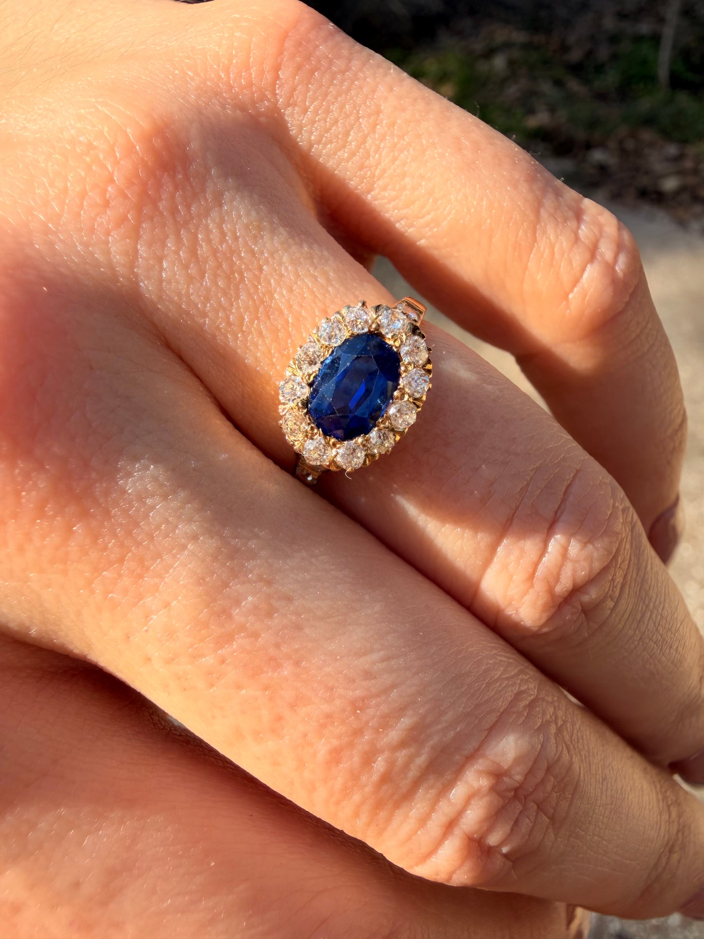 Antique yellow 14K unheated 1.05ctw royal blue sapphire and approx .38ctw diamond halo ring, size 7.25