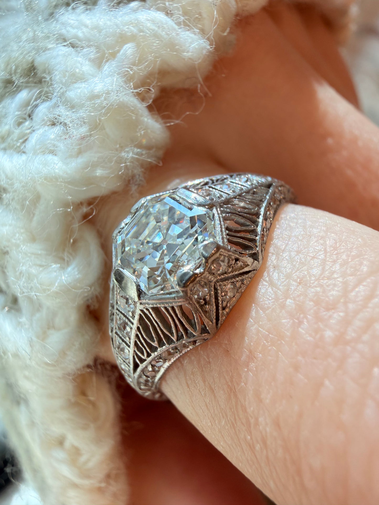 Antique platinum approx 1.5ctw octagonal diamond ring, size 8-8.25