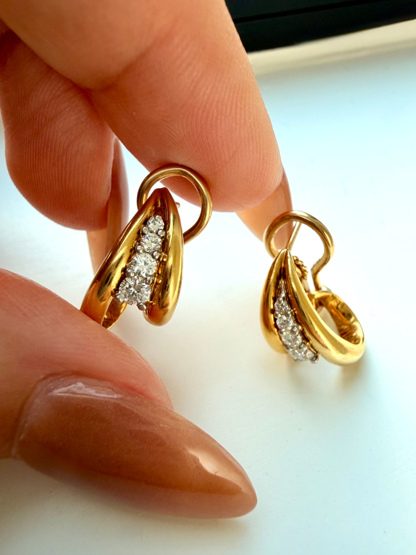 Vintage yellow 18K gold and .24ctw diamond double hoop earrings