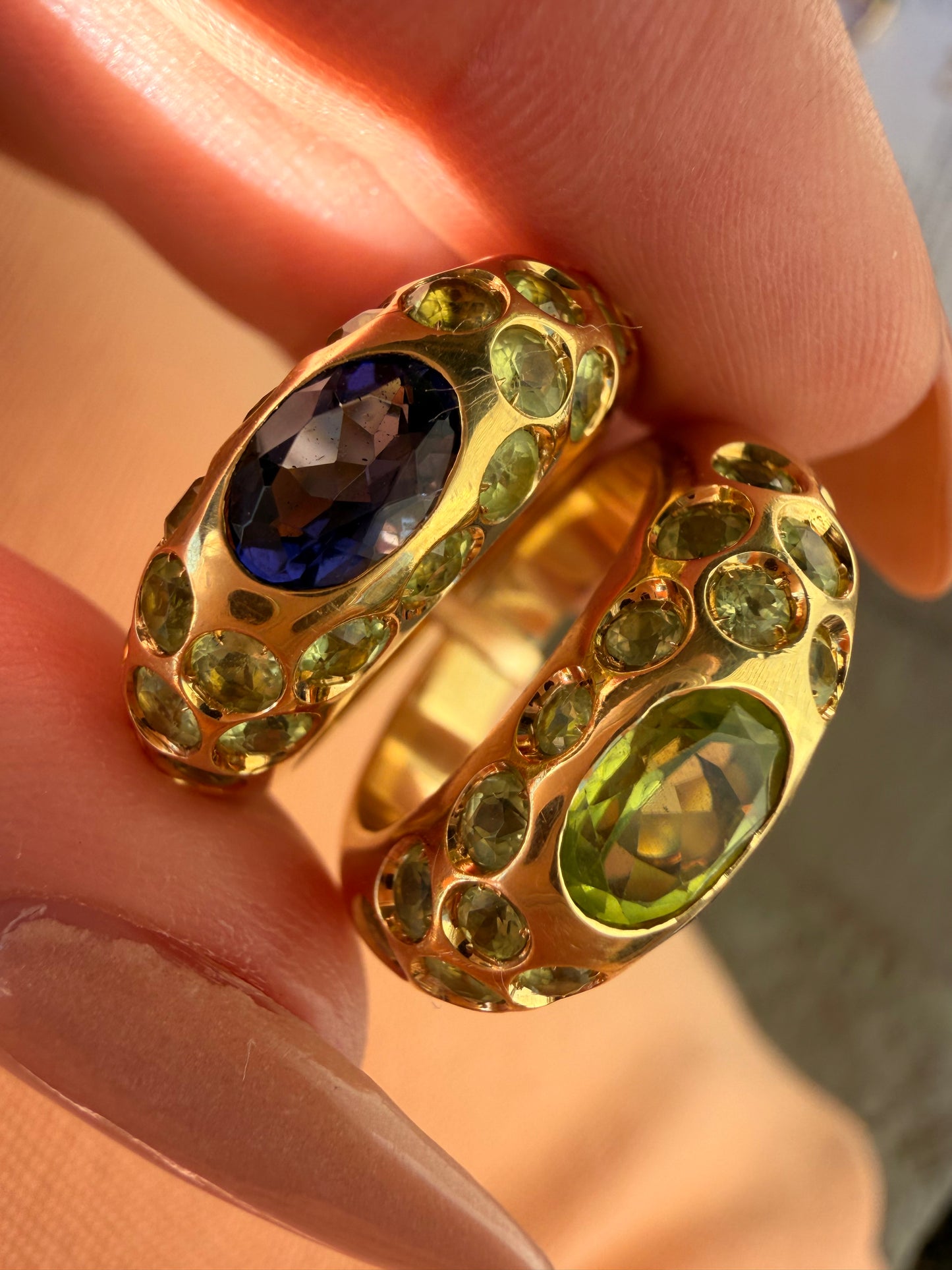 Vintage yellow 18K gold peridot and iolite domed rings with over 4.6ctw, size 6-6.25
