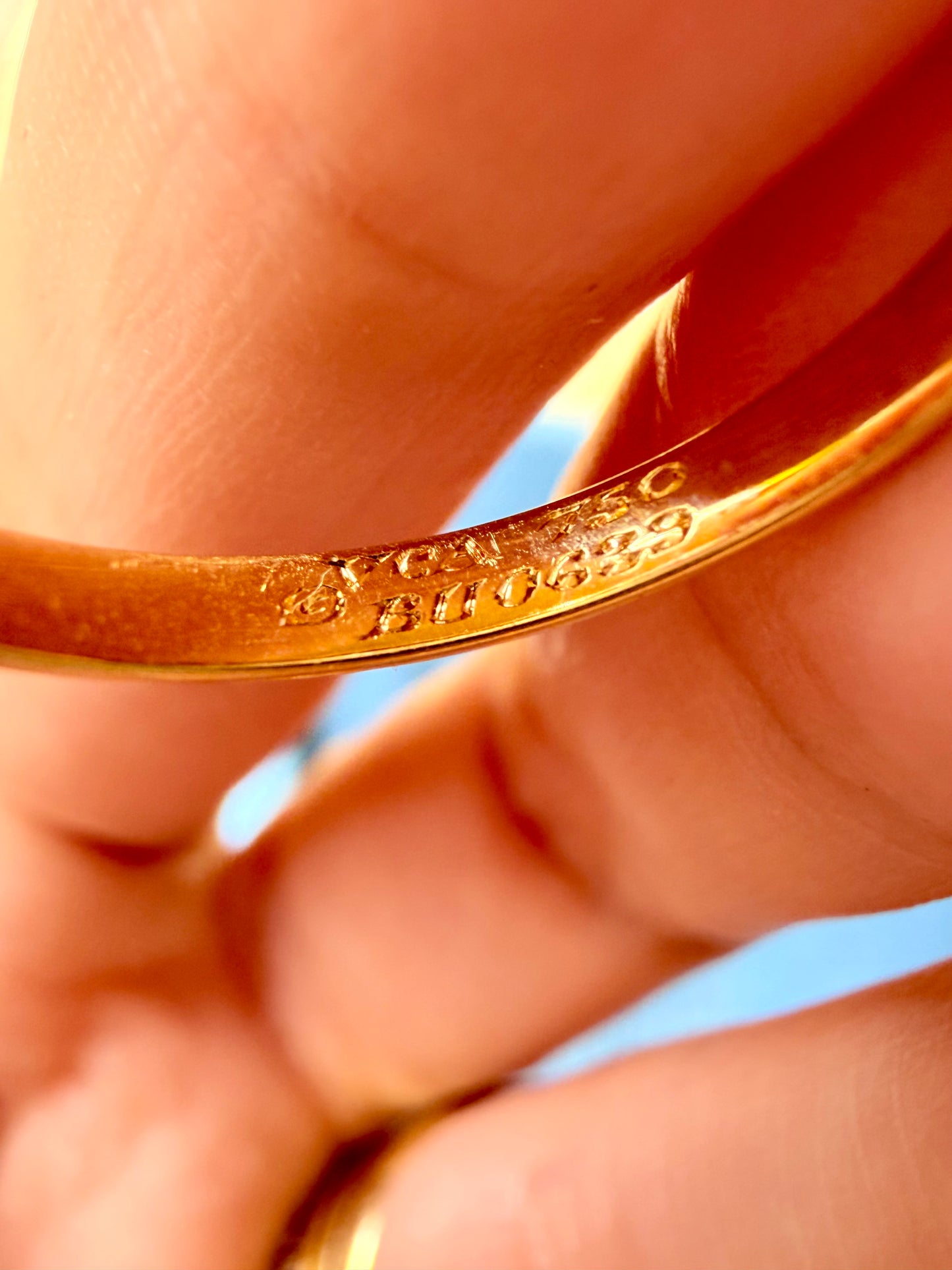 Vintage yellow 18K gold Van Cleef & Arpels band, size 10.5-10.75