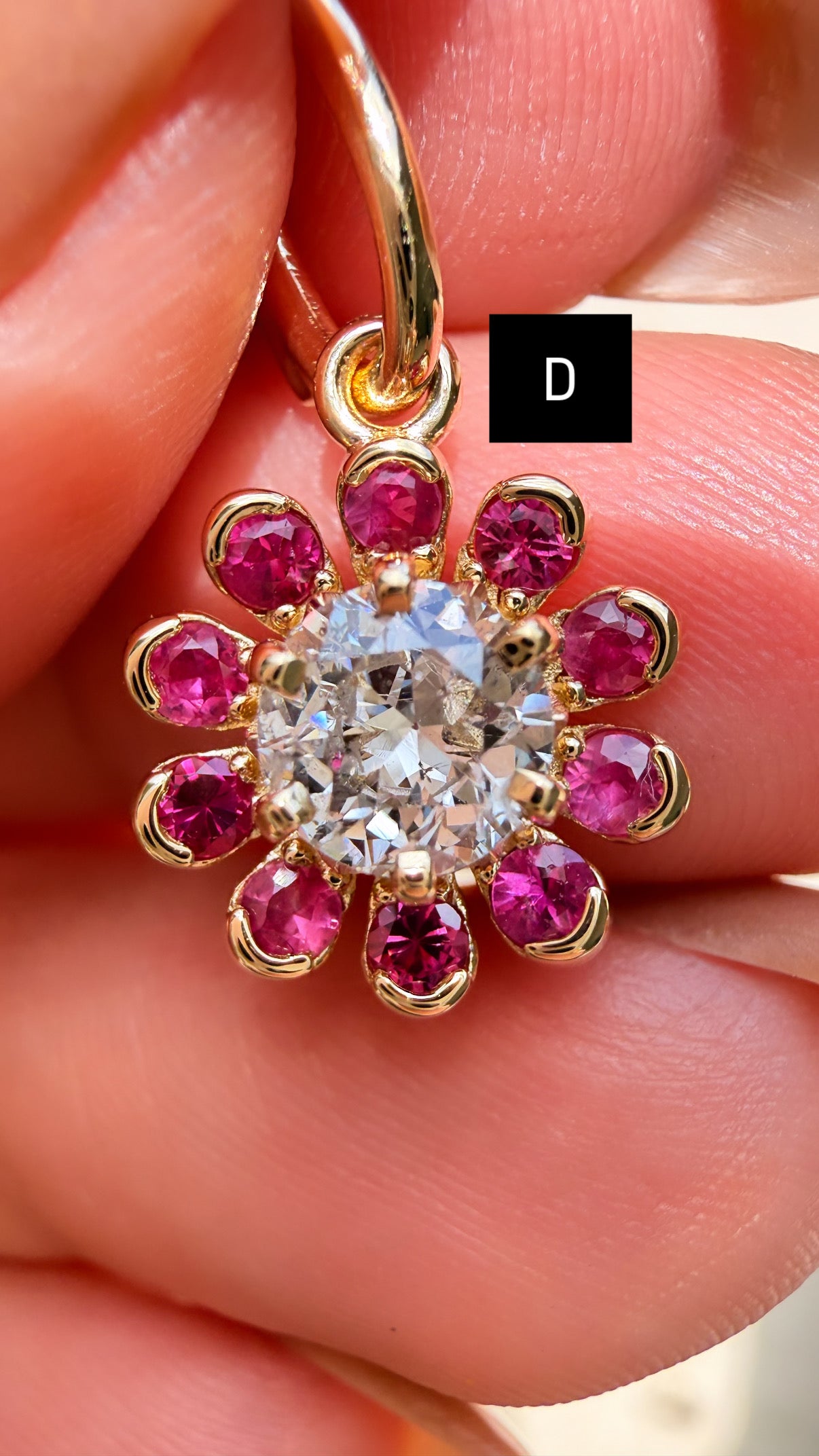 3GOG Natural Antique Diamond Garden Party Flower Pendant 18K - Release 3