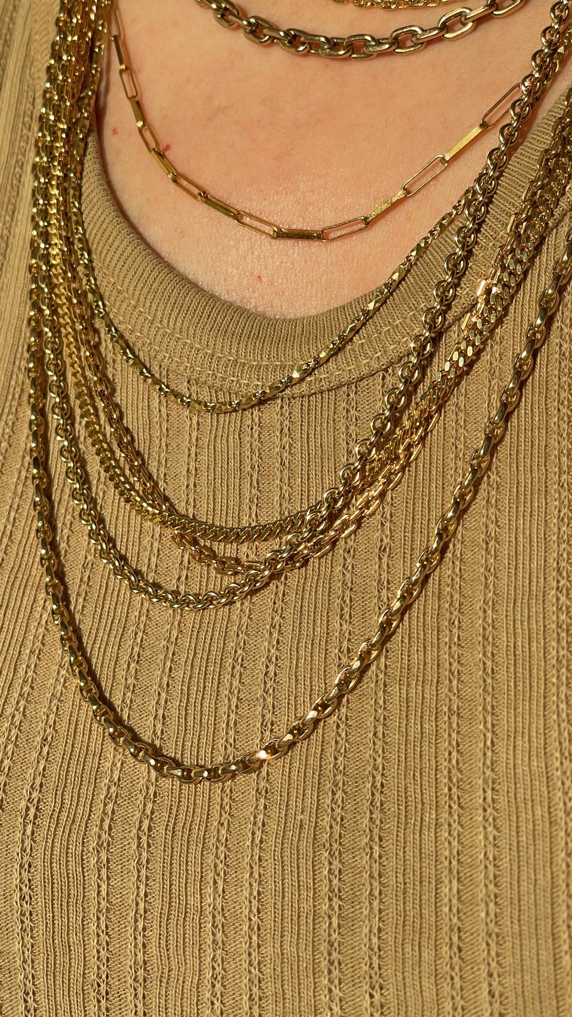 Antique rosy yellow 10K gold belcher link chain with 14K gold lobster clasp, 26.5 inch