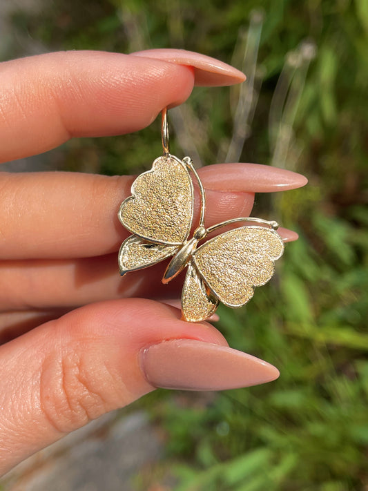 Vintage yellow 14K gold textured butterfly pendant