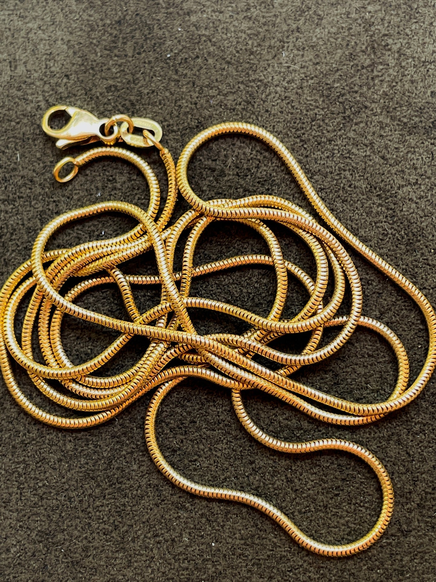 Vintage yellow 18K snake chain, 31 inch