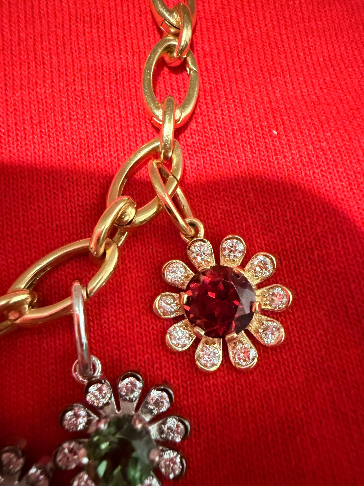 3GOG Natural Red Garnet Garden Party Flower Pendant 14K