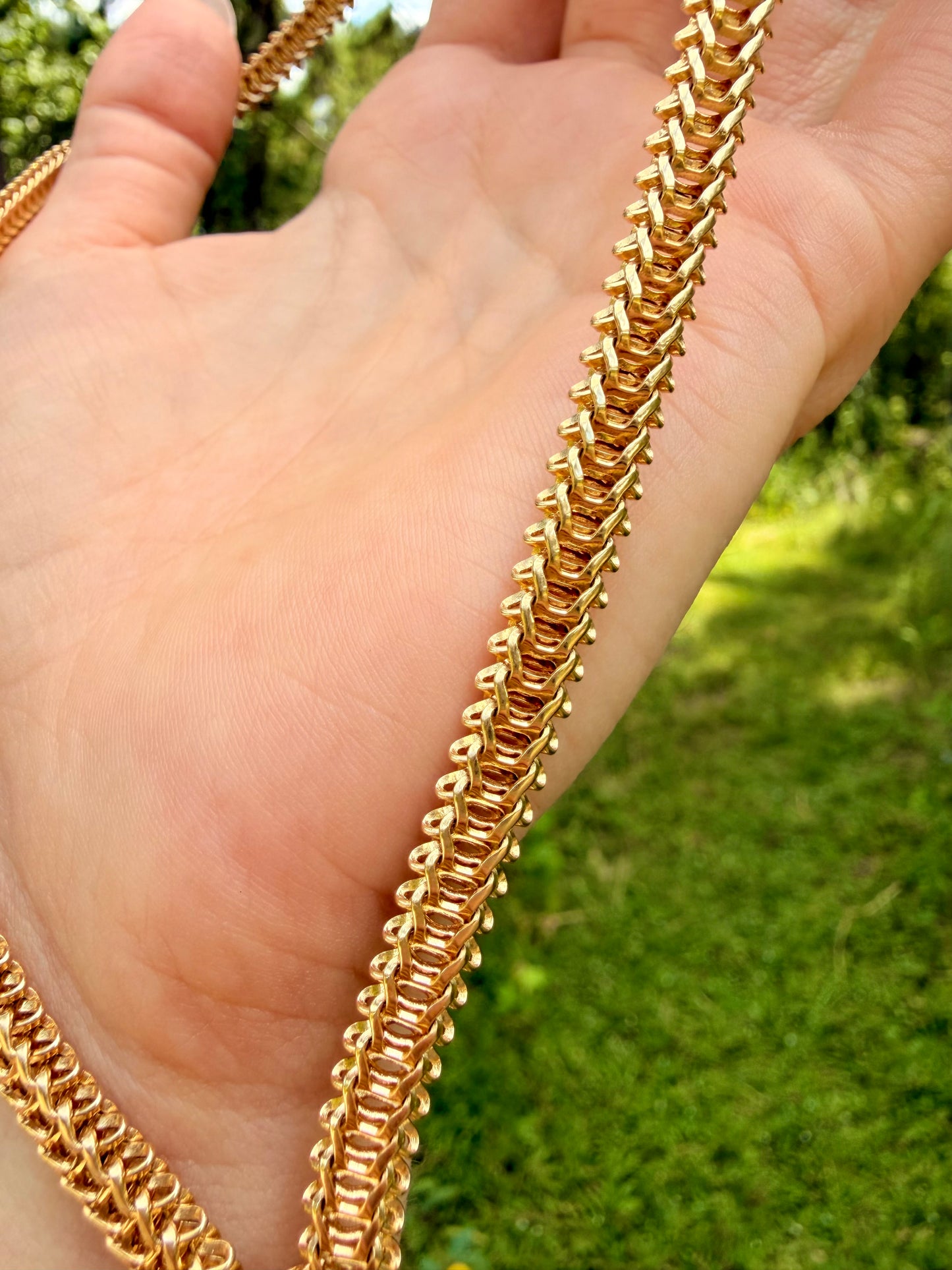 Vintage circa 1950s yellow 14K gold and diamond lariat tassel necklace