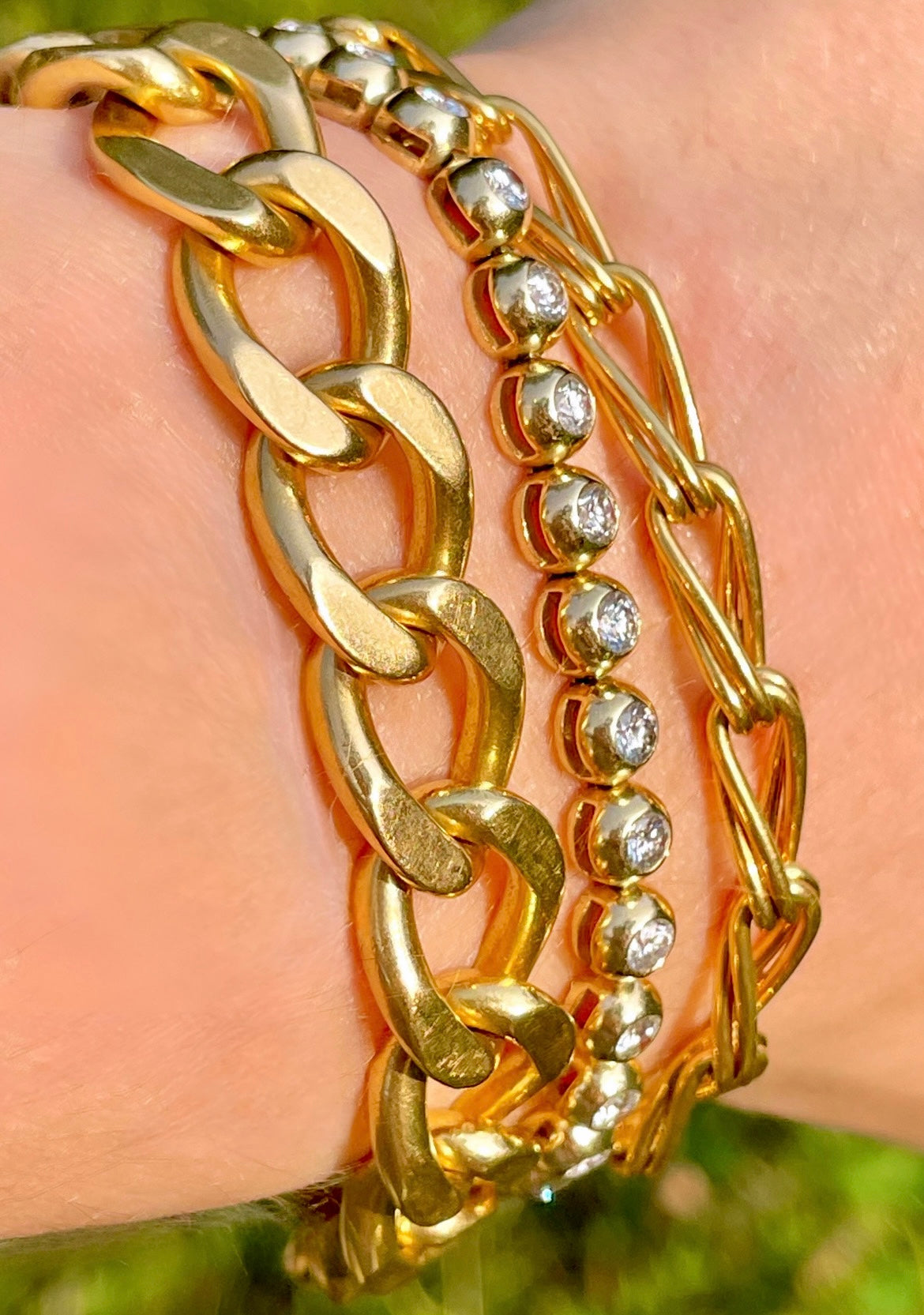 Vintage Bulgari circa 1970s yellow 18K gold solid curb bracelet, 7 and 7/8 inch