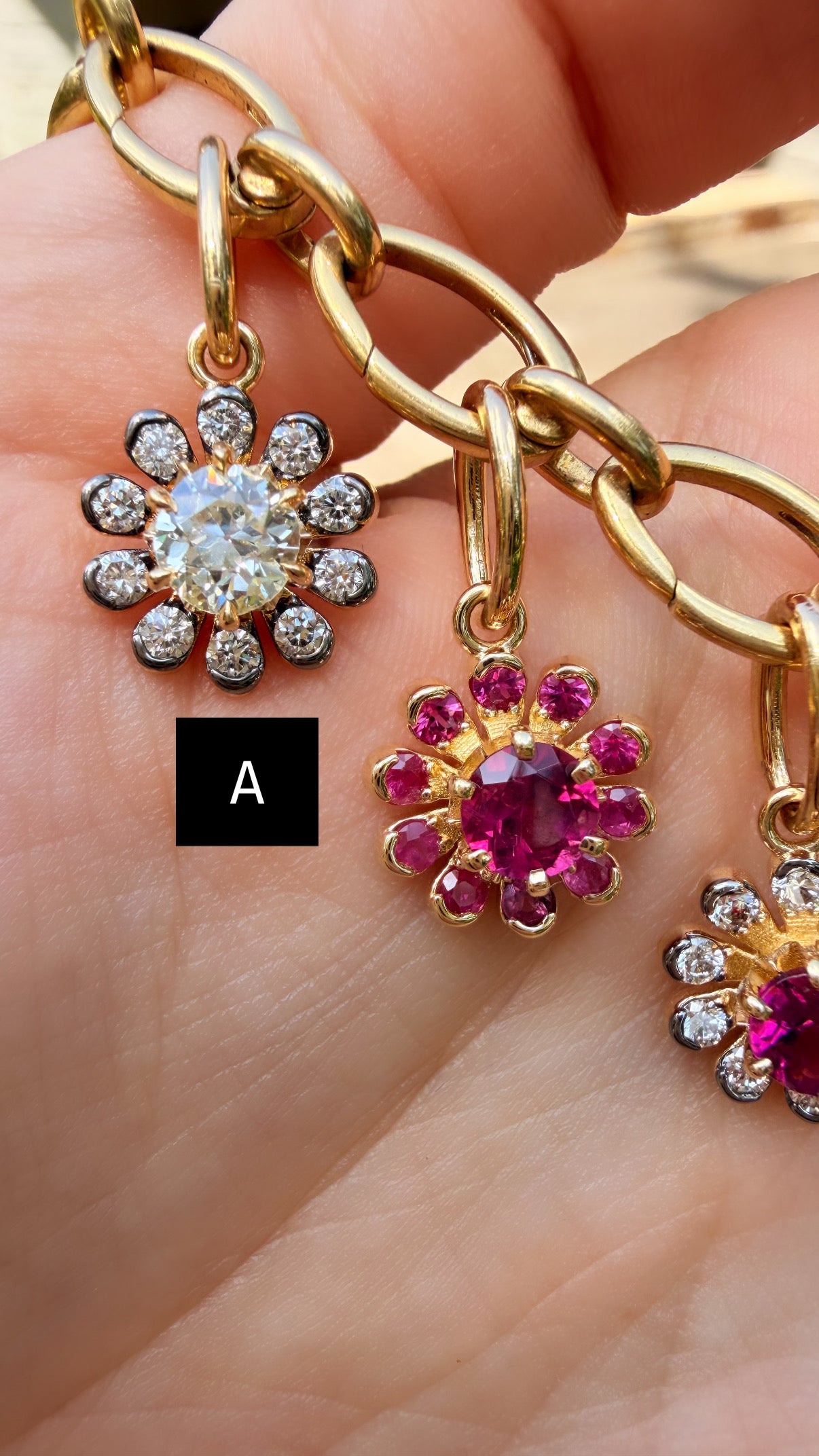 3GOG Natural Antique Diamond Garden Party Flower Pendant 18K - Release 3