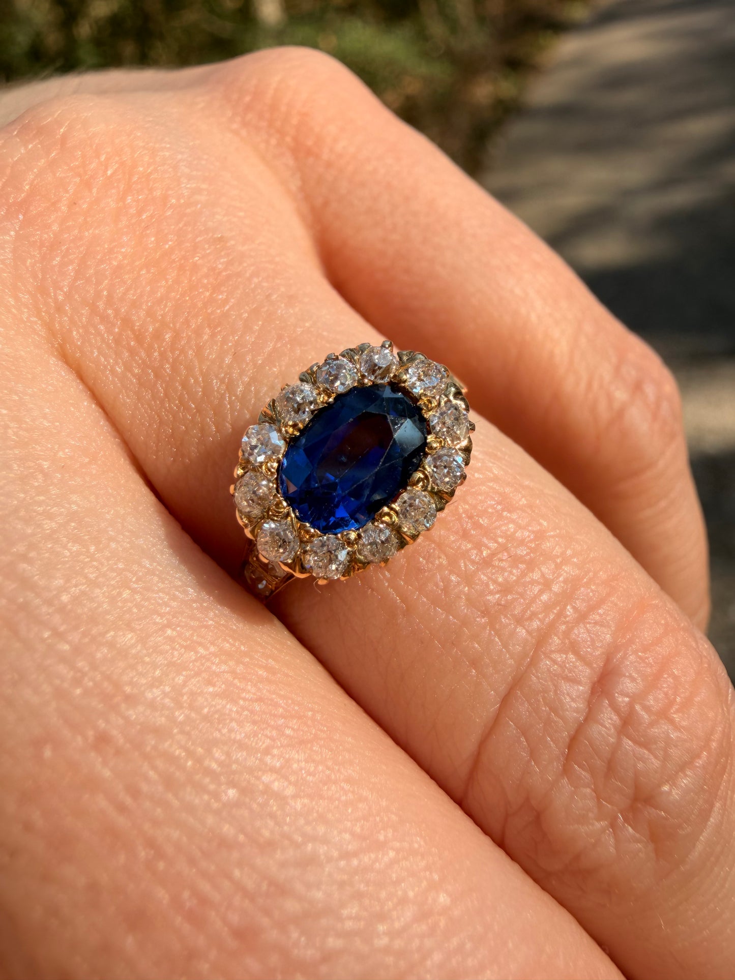 Antique yellow 14K unheated 1.05ctw royal blue sapphire and approx .38ctw diamond halo ring, size 7.25