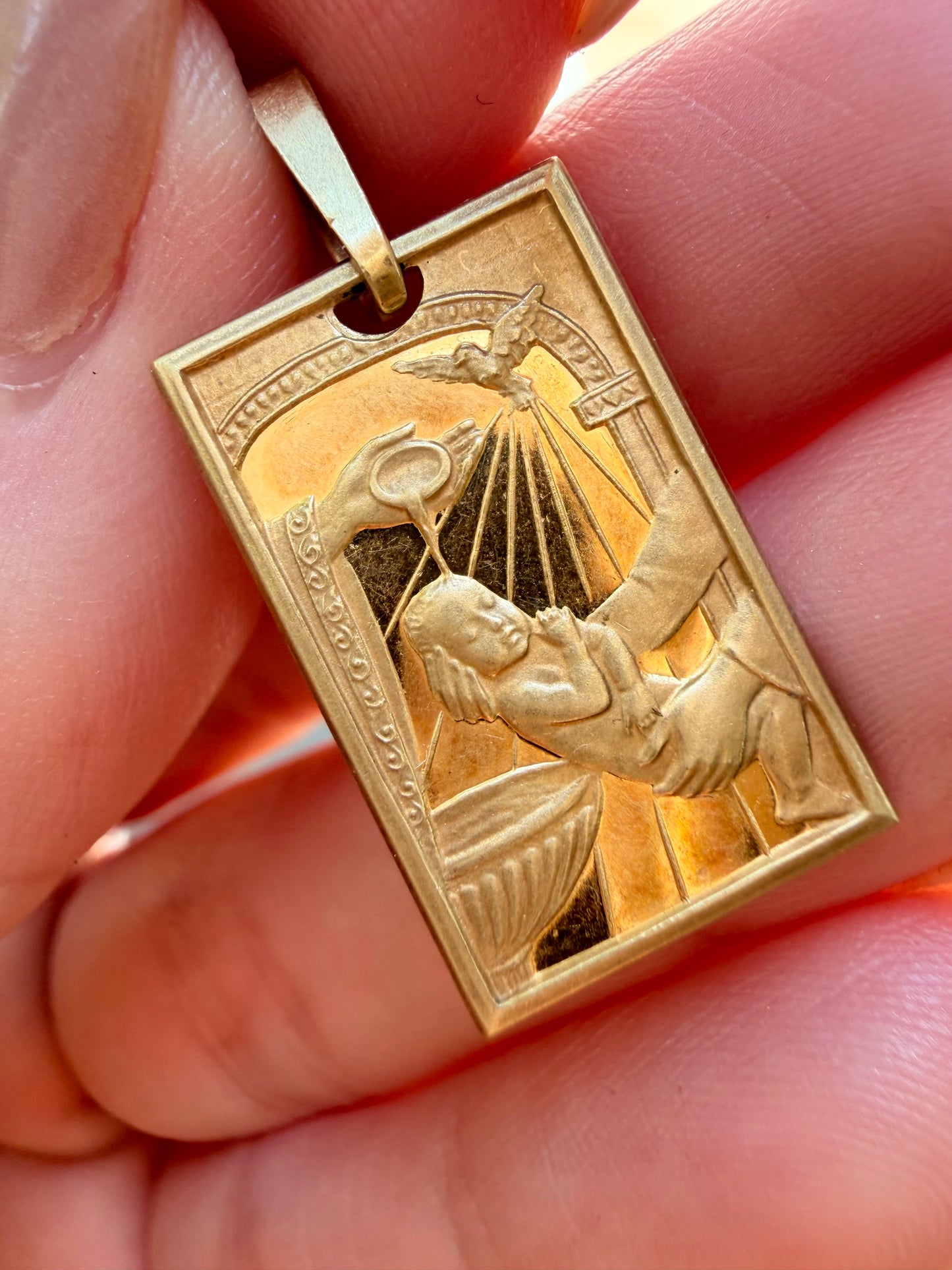 Vintage yellow 18K Unoaerre Baptism medal tag pendant