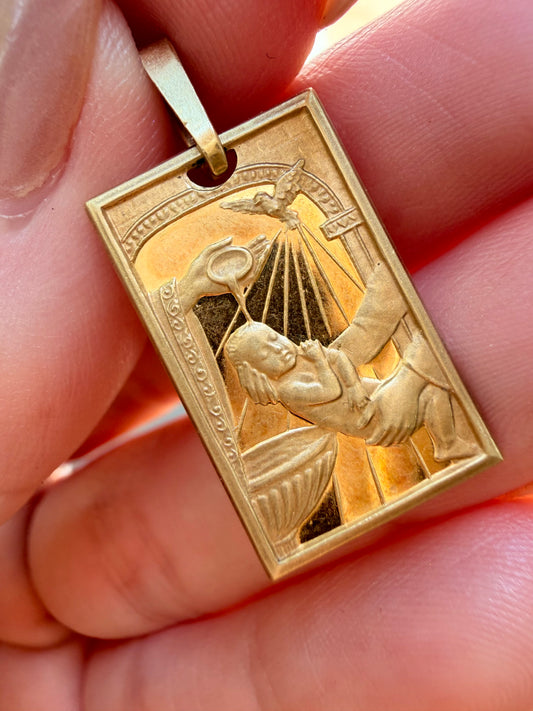 Vintage yellow 18K Unoaerre Baptism medal tag pendant