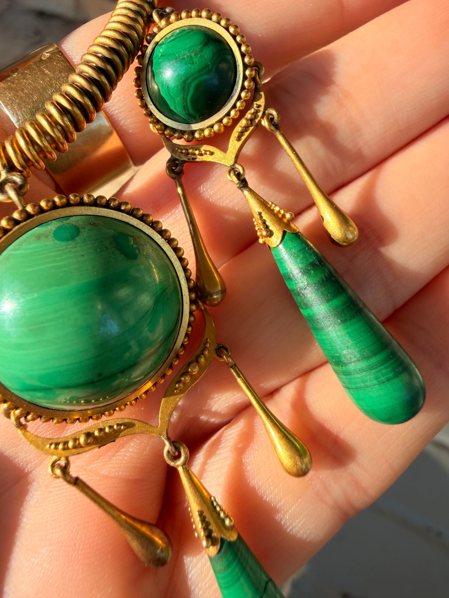 Antique yellow 18K tubogas malachite drop necklace, 16 and 1/8 inch
