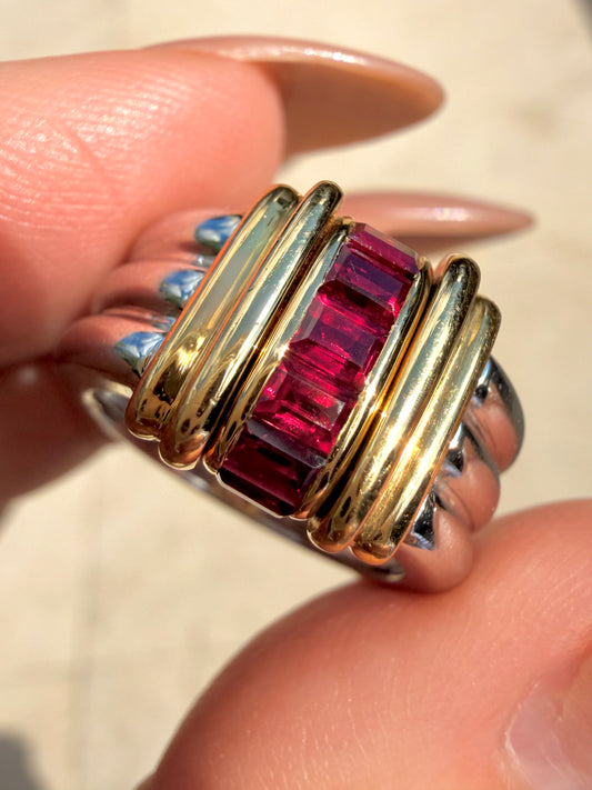 Vintage 18K Boucheron designer French .54ctw ruby ring, size 5
