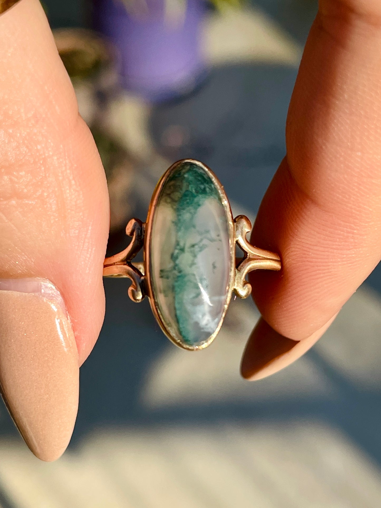 Antique rosy yellow 14K most agate bezel set ring, size 9.25