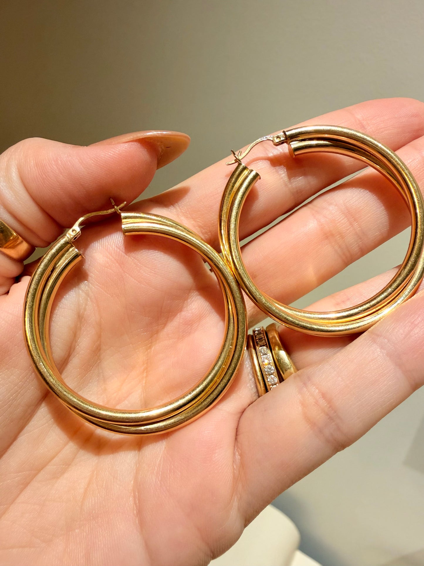 Vintage yellow 14K double hoop earrings