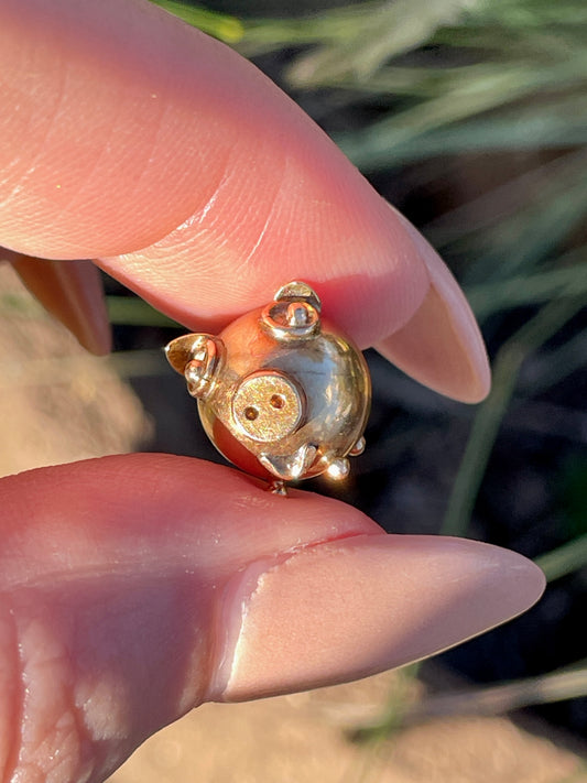 Antique yellow 9K piggy charm