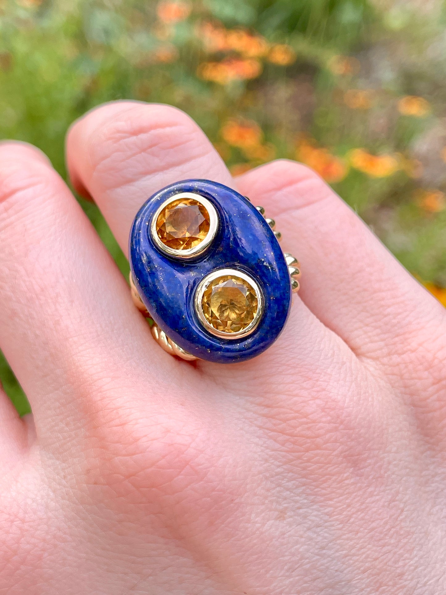 Vintage 14K Carved Lapis and approx 1.6 ctw Citrine Mariner Link Statement Ring, size 6.25
