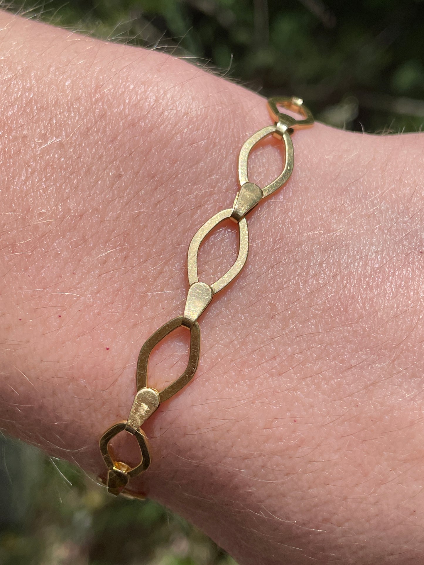 [PRIVATE] Vintage yellow 18K diamond shape link Uno Aerre bracelet, 7.75 inch