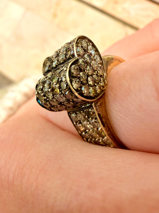 Vintage 18K gold approx 1.6ctw warm diamond heart profile ring, size 5.5