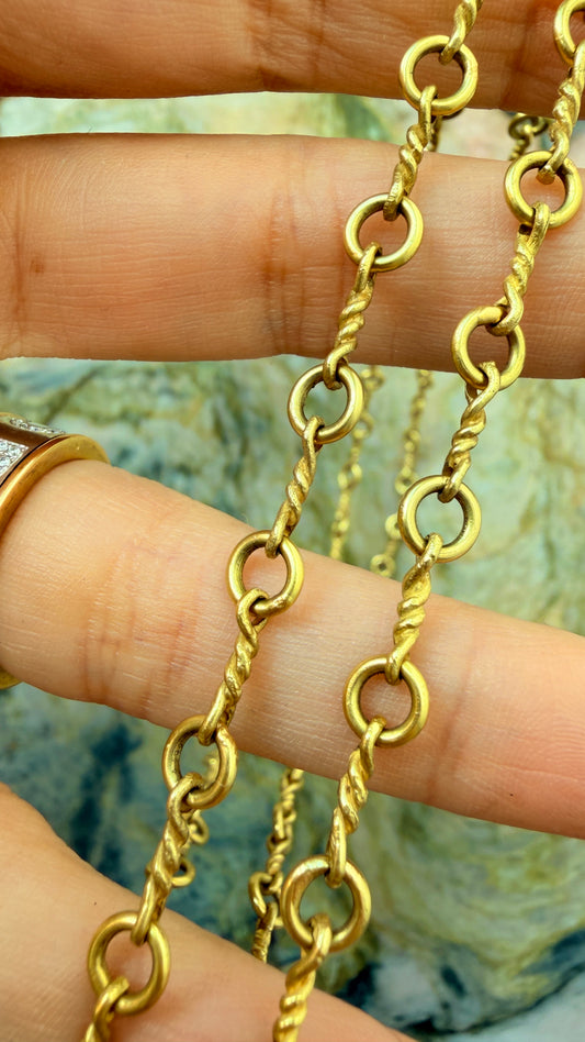 Vintage yellow 18K dogbone twist chain, 36 inch adjustable