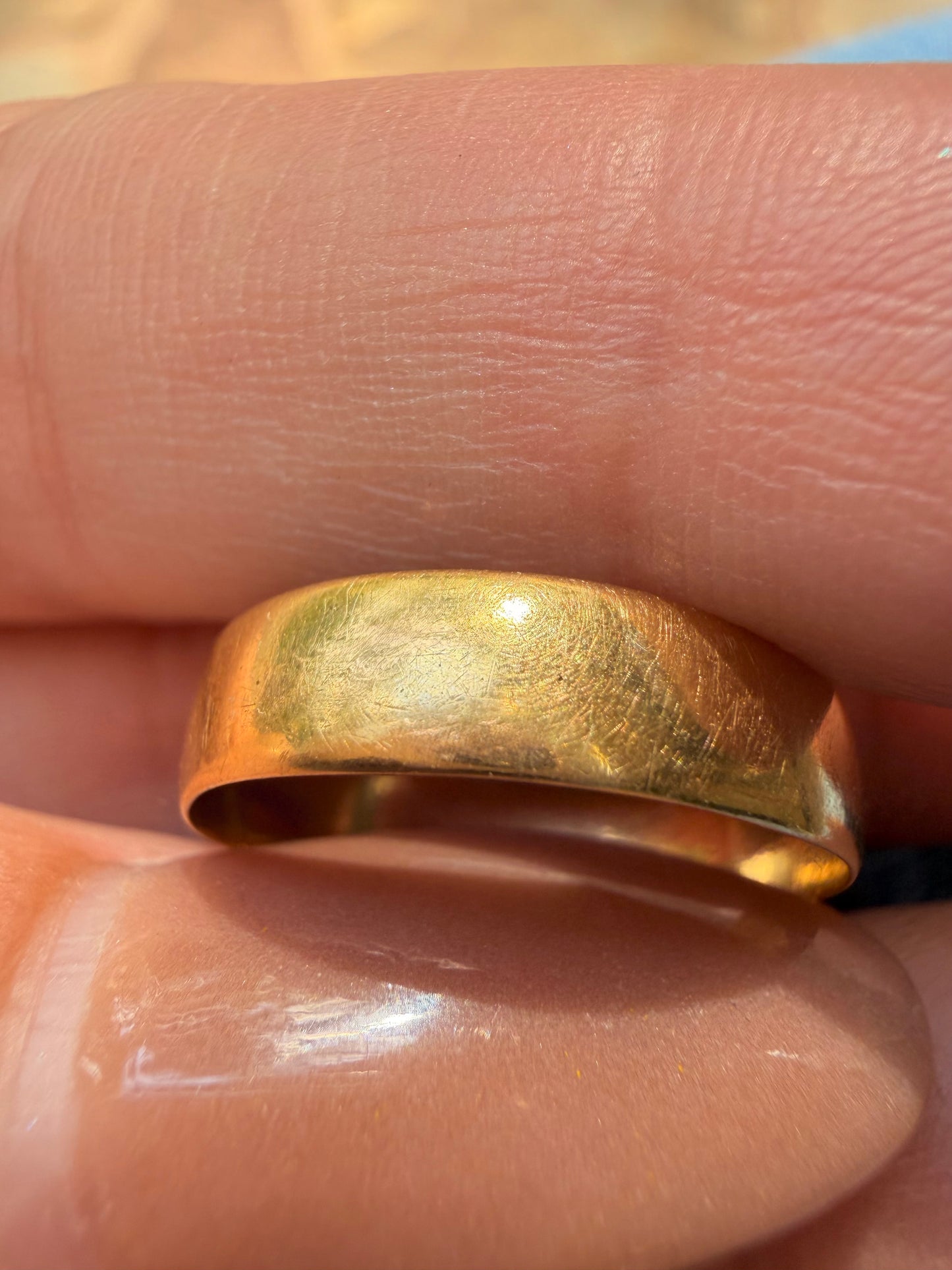 Vintage yellow 14K flat band, size 7