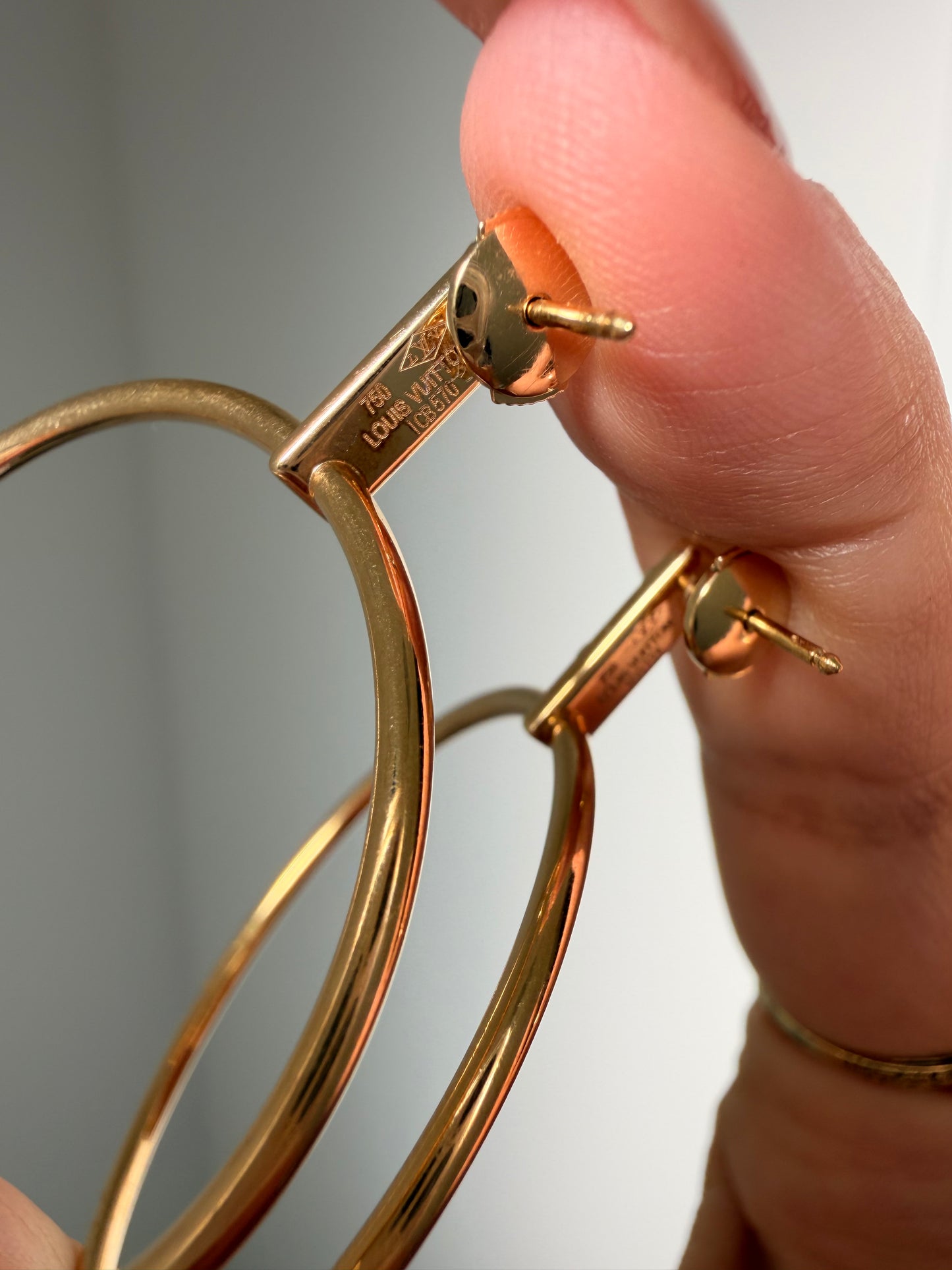Vintage yellow 18K gold Louis Vuitton designer Diamond hoop post earrings