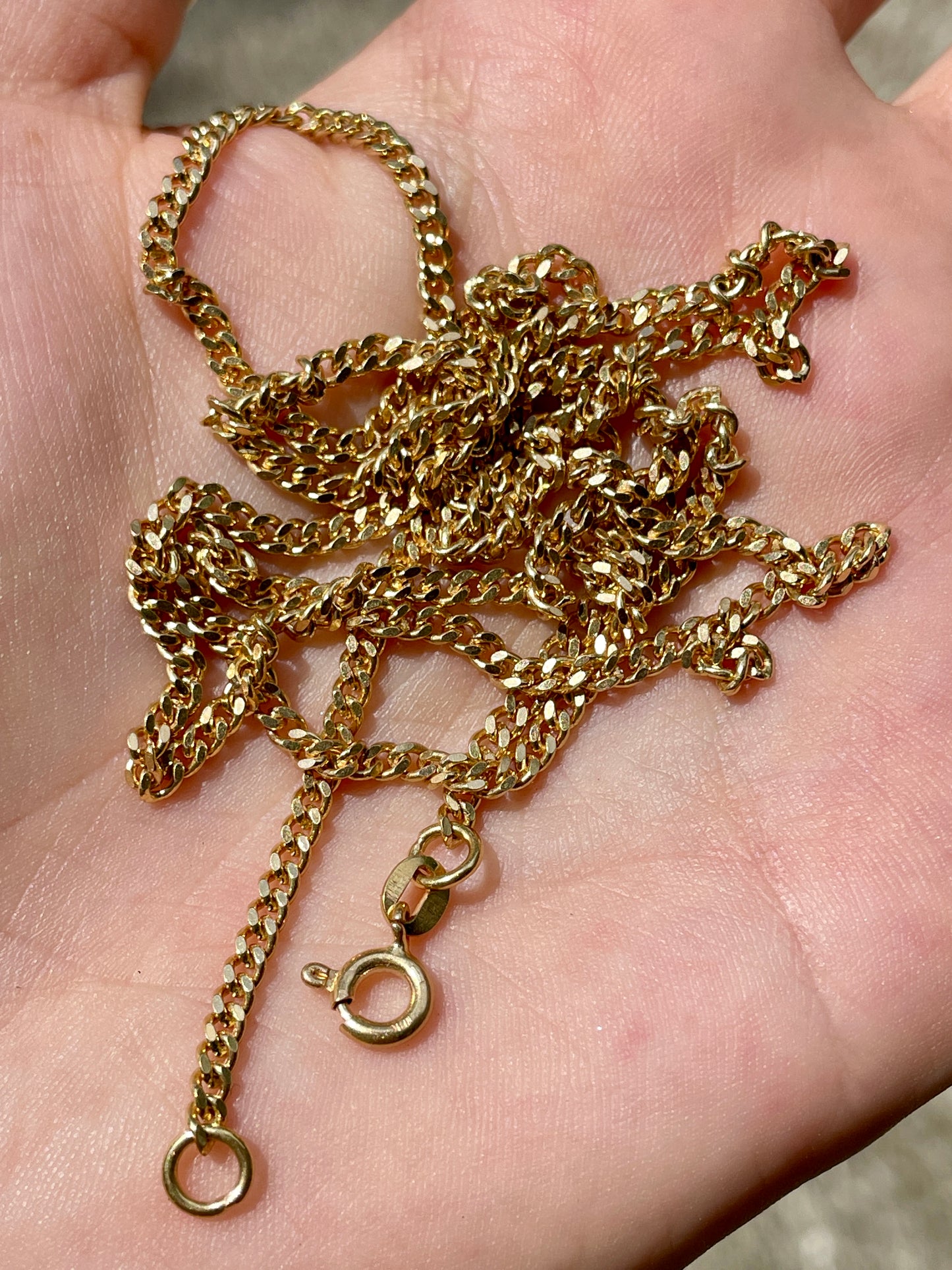 Vintage yellow 18K solid curb link chain, 28.25 inch