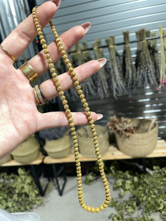 Antique yellow 14K textured graduated bead chain