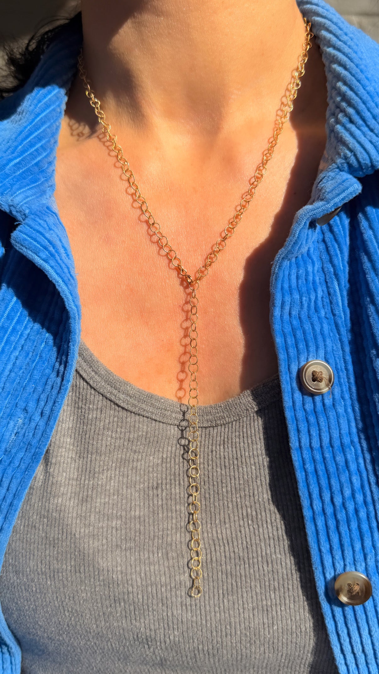 Vintage yellow 14K textured round open link chain, 23.5 inch