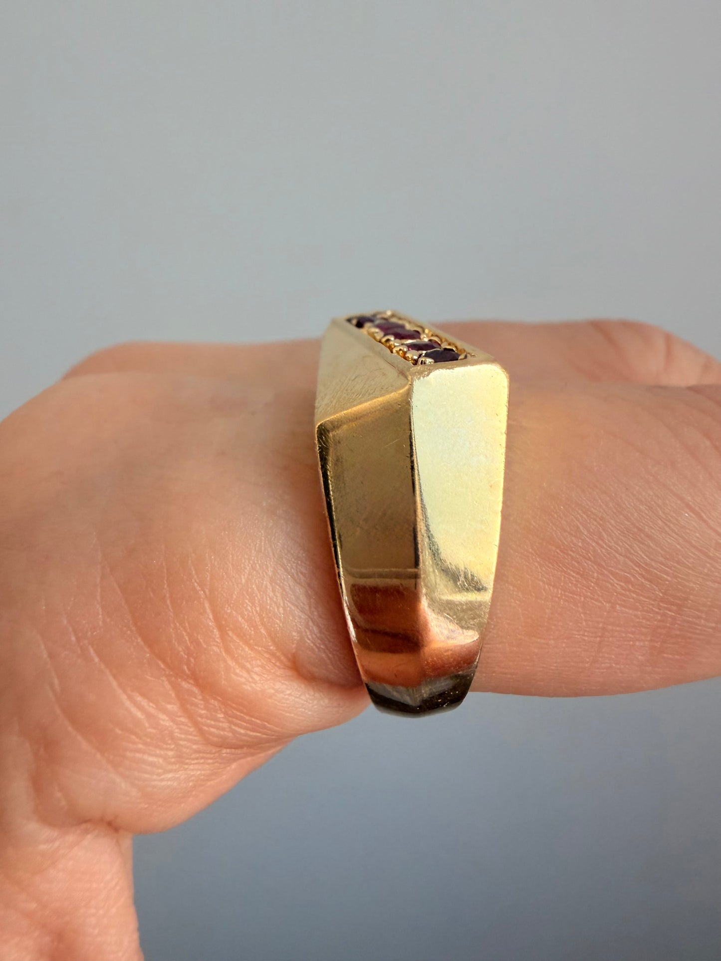 Vintage yellow 14K approx .28ctw ruby diagonal signet style ring, size 8.5
