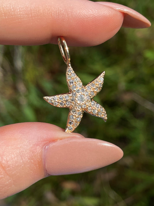 Vintage yellow 14K approx .4 ctw diamond starfish pendant