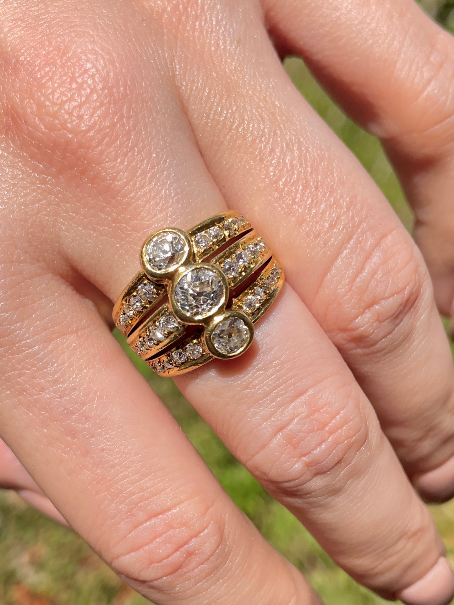 Antique yellow 18K approx 1.8 ctw old mine cut diamond statement ring, size 7