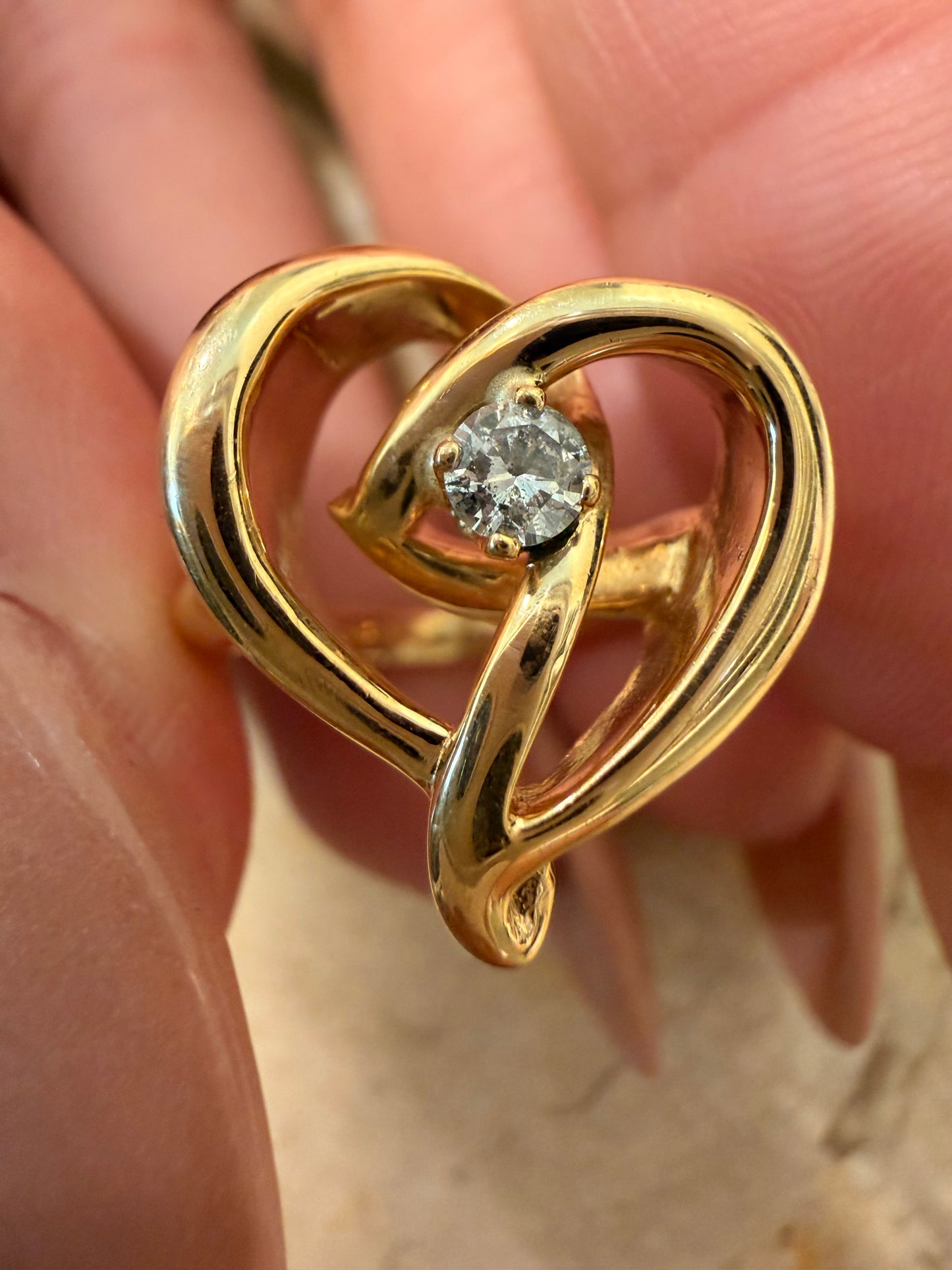 Vintage yellow 14K gold .13ctw diamond heart ring, size 5.75