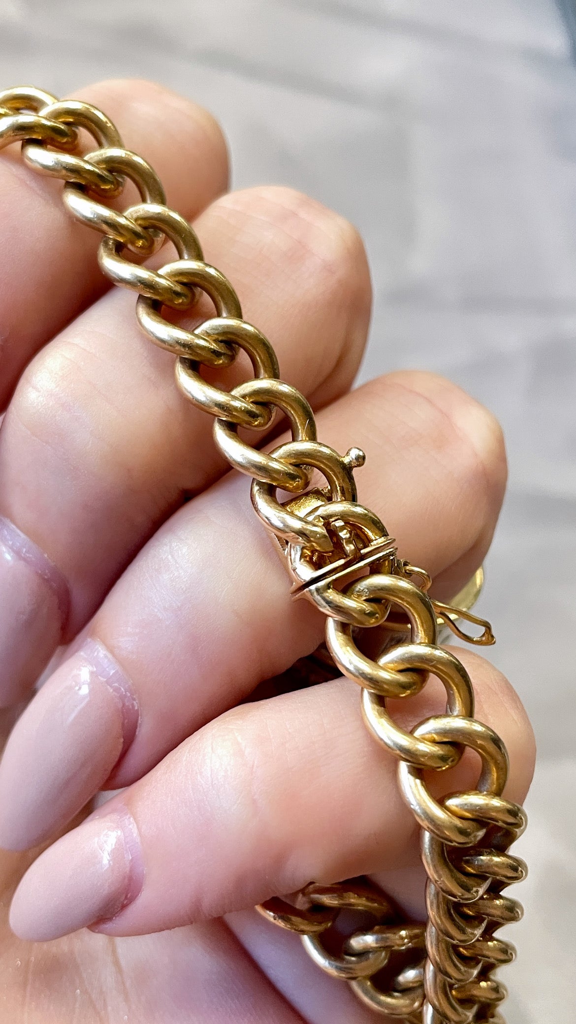 Vintage rosy yellow 18K solid round curb link ID bracelet, 8.25 inch