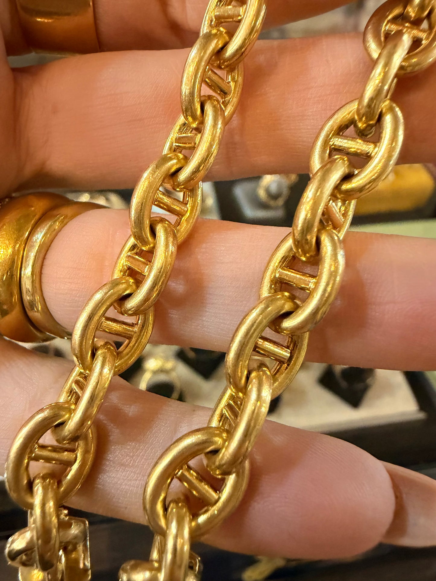 Vintage yellow 18K solid mariner link bracelet, 8.25 inch sizable