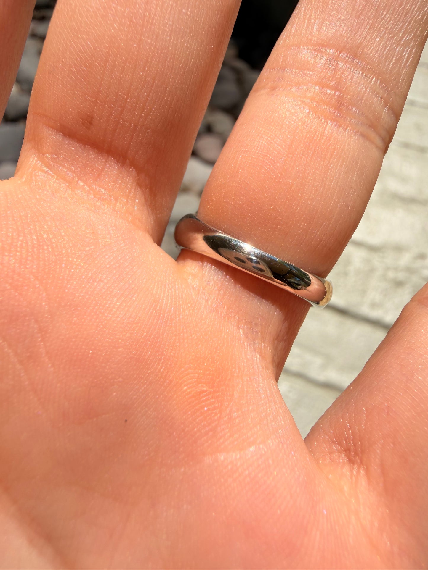 Vintage platinum 1ctw diamond and .6ctw natural ruby heart ring, size 6