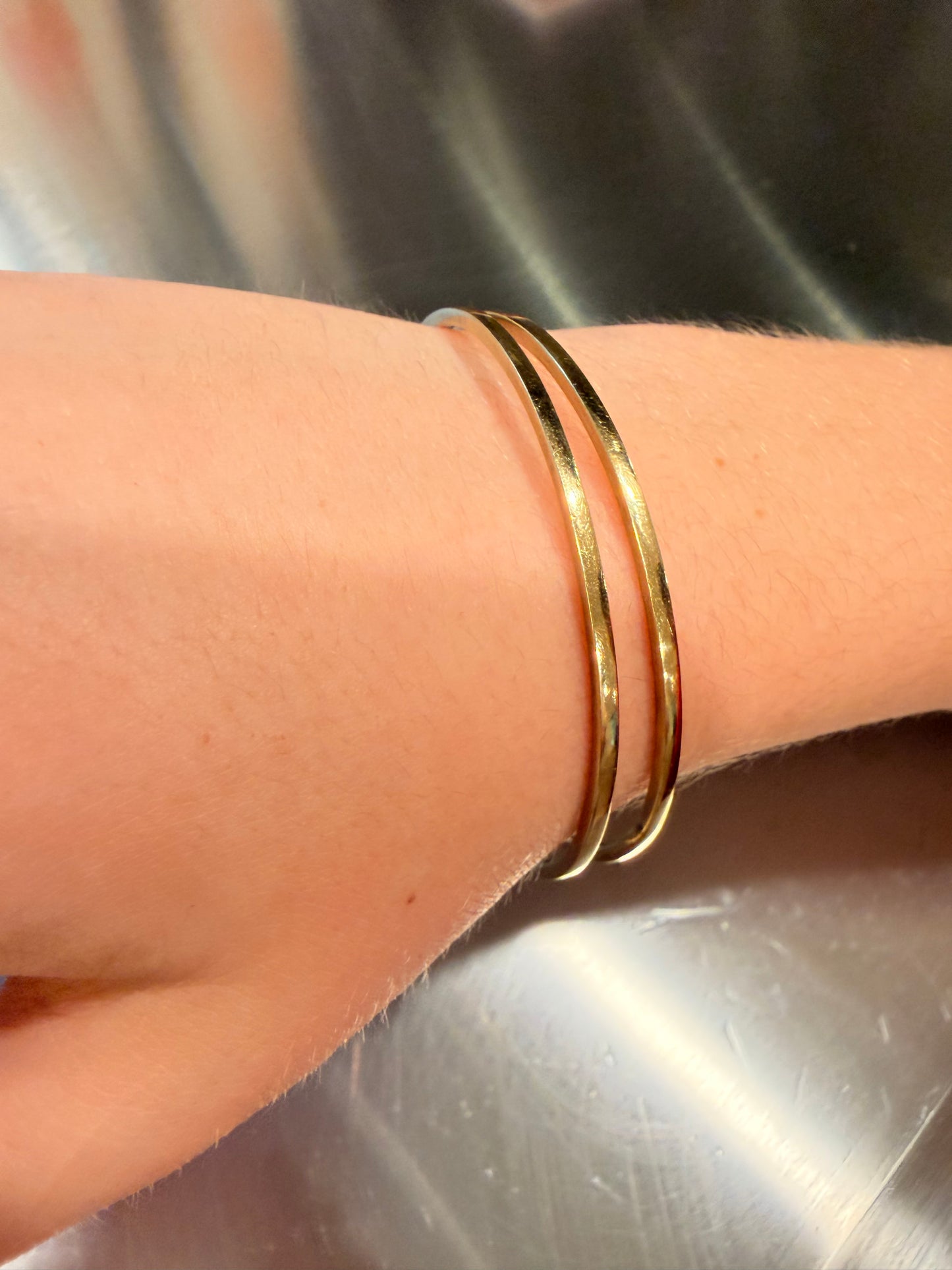 Vintage yellow 14K square edged bangles