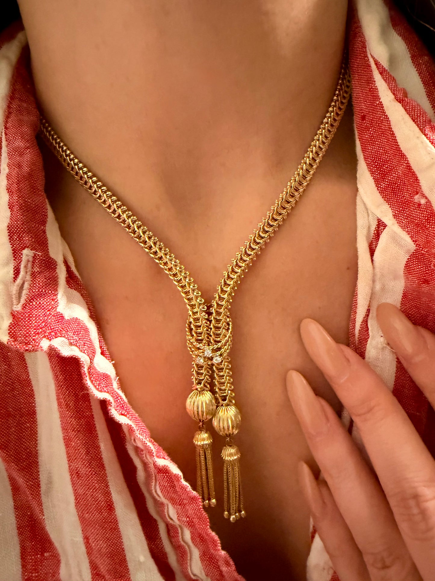 Vintage circa 1950s yellow 14K gold and diamond lariat tassel necklace