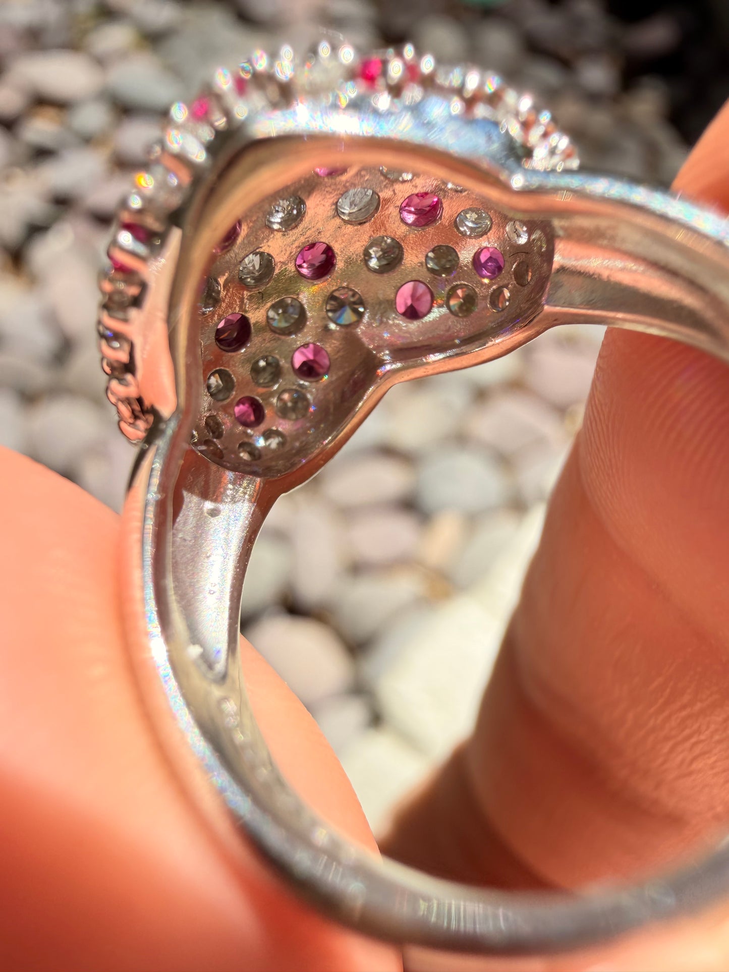 Vintage platinum 1ctw diamond and .6ctw natural ruby heart ring, size 6