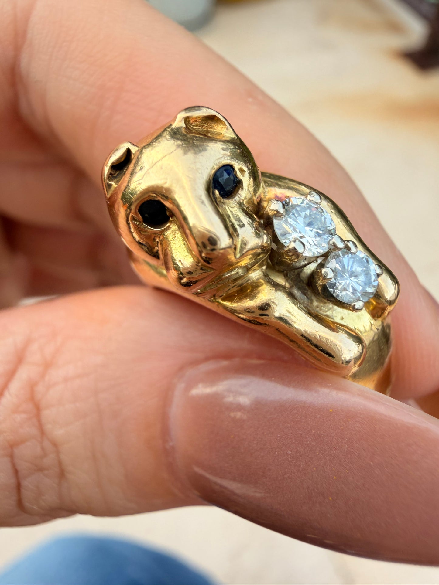 Vintage yellow 18K cat with .29ctw diamonds and sapphire ring, size 8.5-8.75