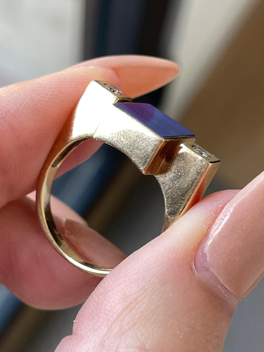 Vintage yellow 14K approx .12 ctw diamond lapis ring, size 6.75