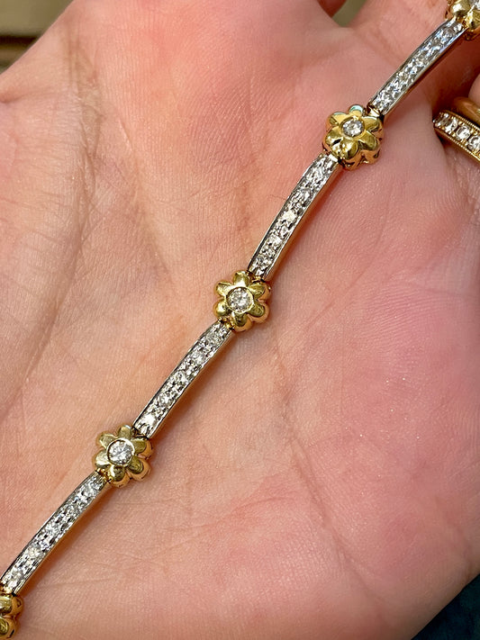Vintage yellow 14K flower link approx 1.33 ctw diamond bracelet, 7 and 5/8 inch