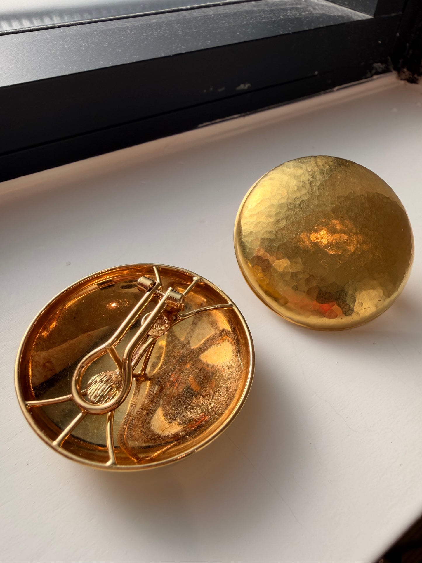 Vintage yellow 18K hammered disc statement earrings