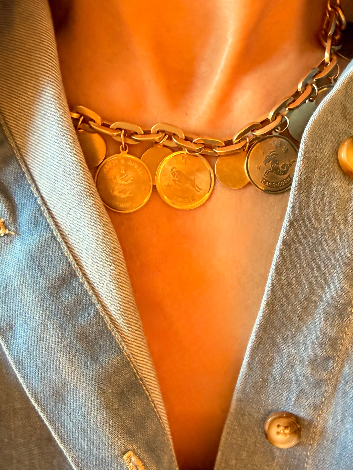 Vintage yellow 14K solid oval link bracelet with zodiac discs charm bracelet, 8 inch