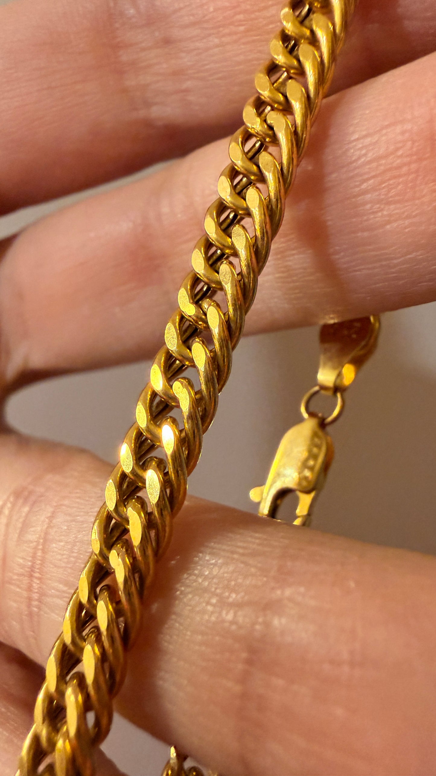 Estate yellow 21K gold tight curb link bracelet, 7 inch