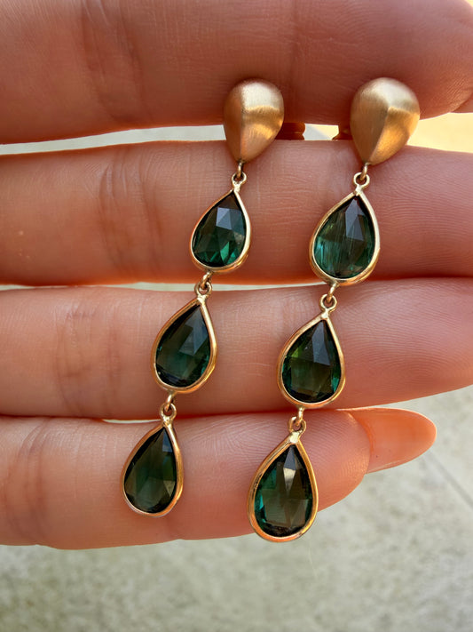 Vintage yellow 14K green tourmaline drop earrings