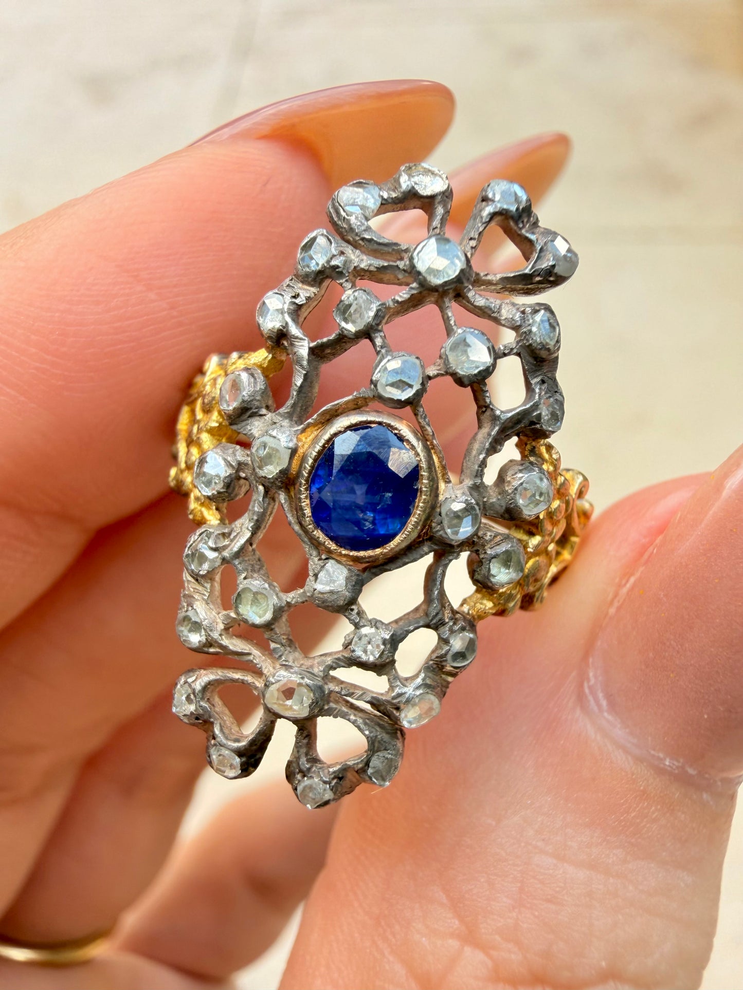 Antique yellow 18K gold ring with approx .48ctw rose cut diamond and .42 ctw sapphire, size 7